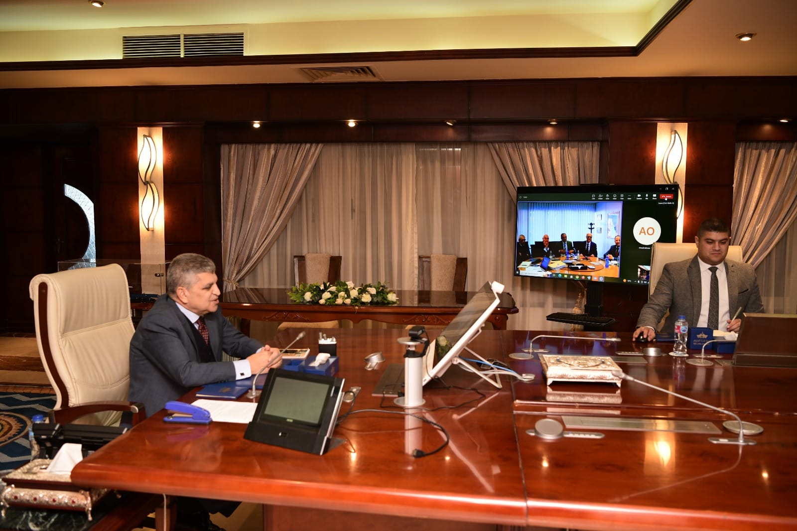 Chairman of SCA, discussed ways to enhan...